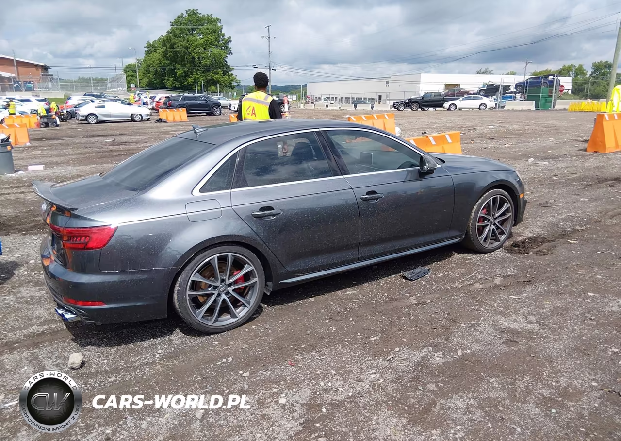 2018 Audi S4 3.0T Premium Plus VIN:WAUB4AF44JA002534 - 13