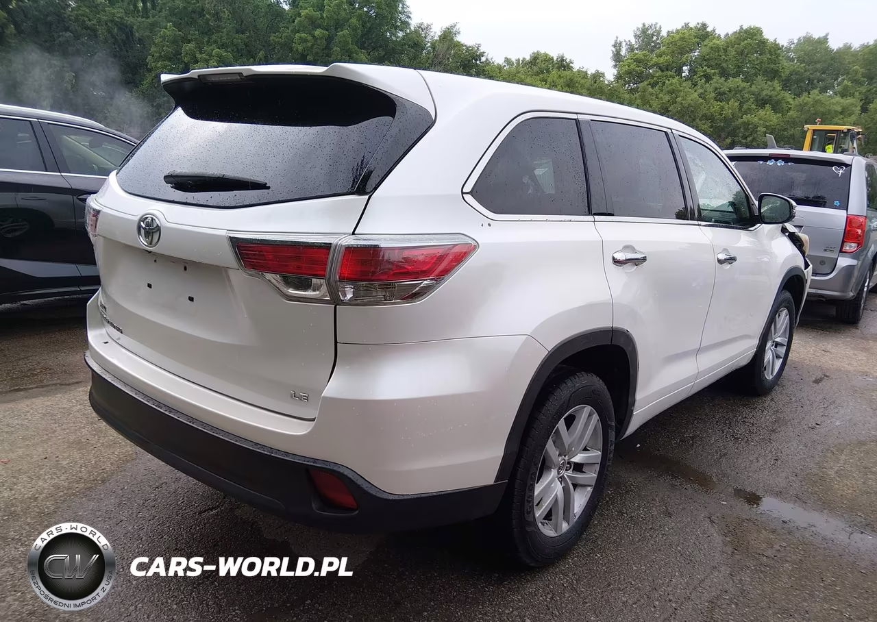 2015 Toyota Highlander Le VIN:5TDZARFH1FS013478 - 4