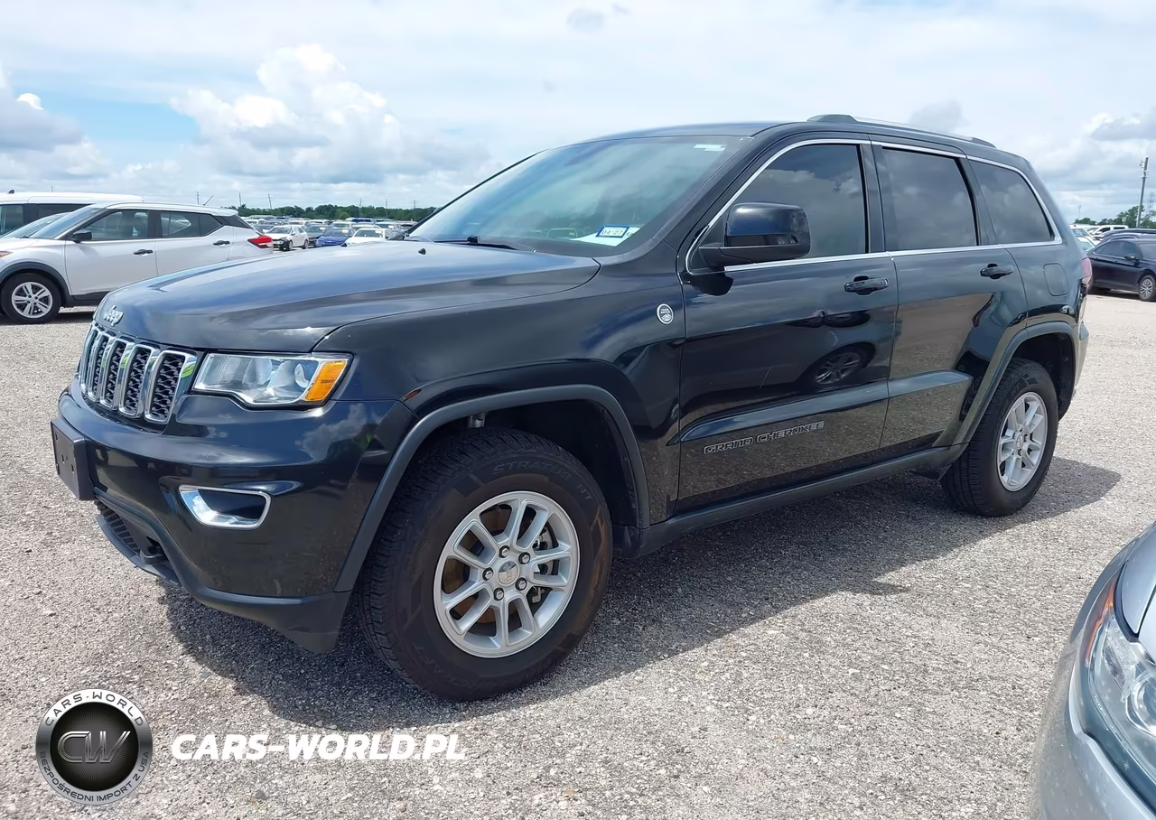 2019 Jeep Grand Cherokee Laredo E 4X4 VIN:1C4RJFAG9KC748640 - 2
