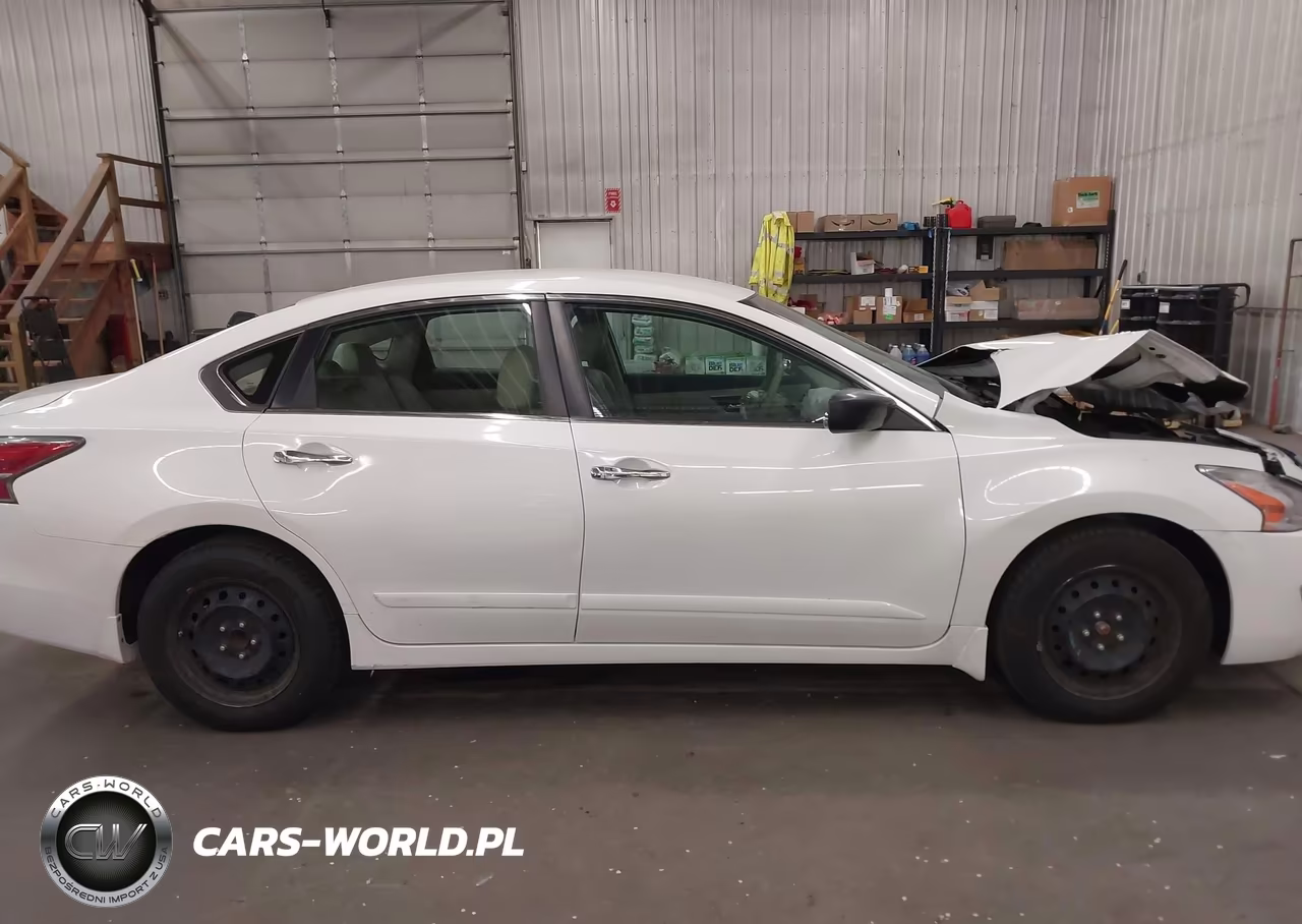 2014 Nissan Altima 2.5 S VIN:1N4AL3AP4EN228835 - 14