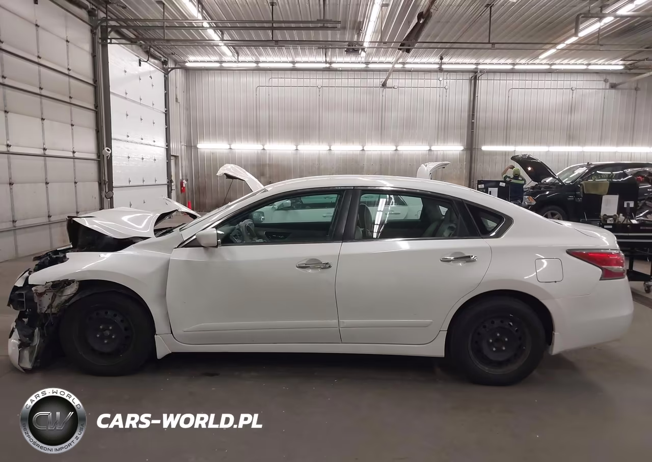 2014 Nissan Altima 2.5 S VIN:1N4AL3AP4EN228835 - 15