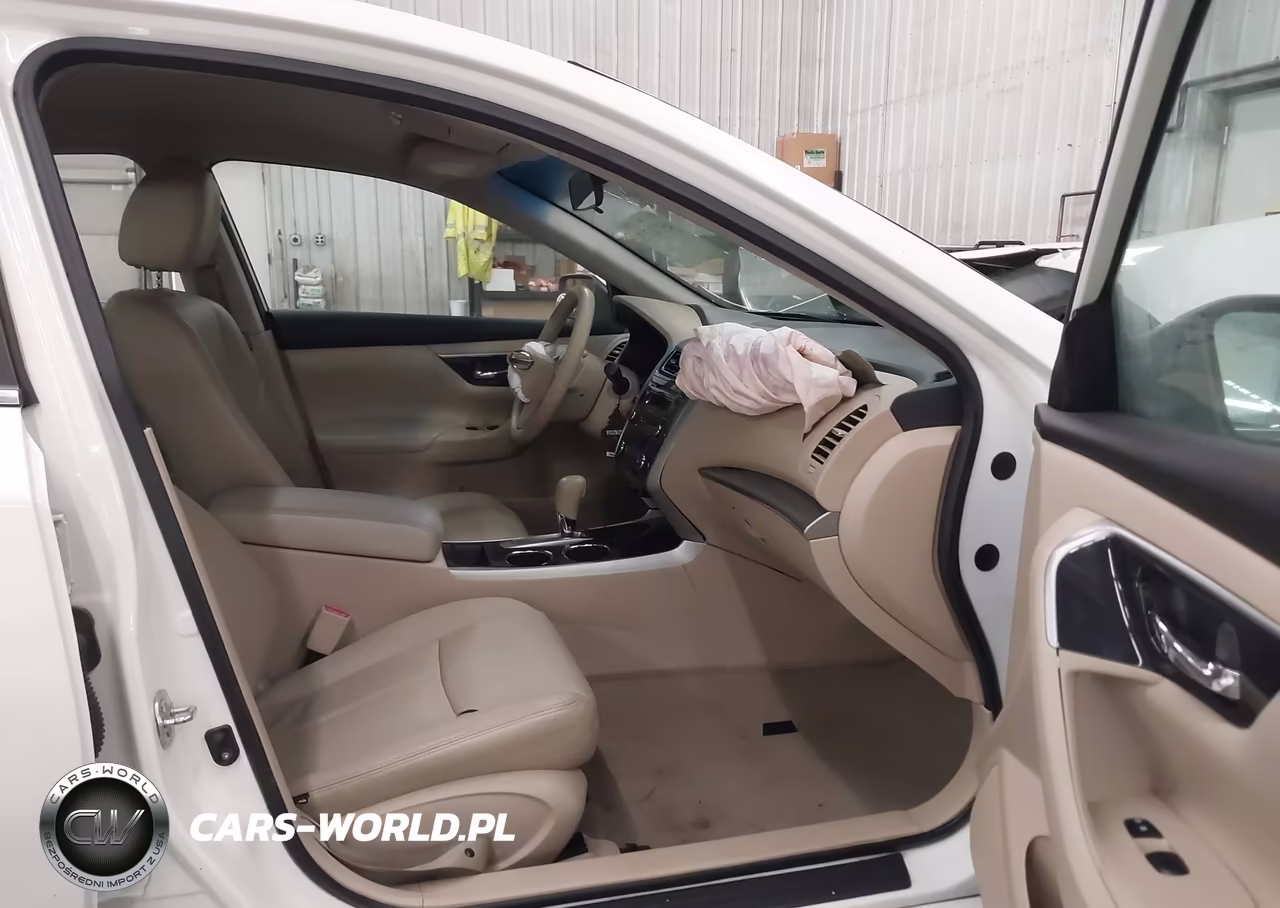 2014 Nissan Altima 2.5 S VIN:1N4AL3AP4EN228835 - 5