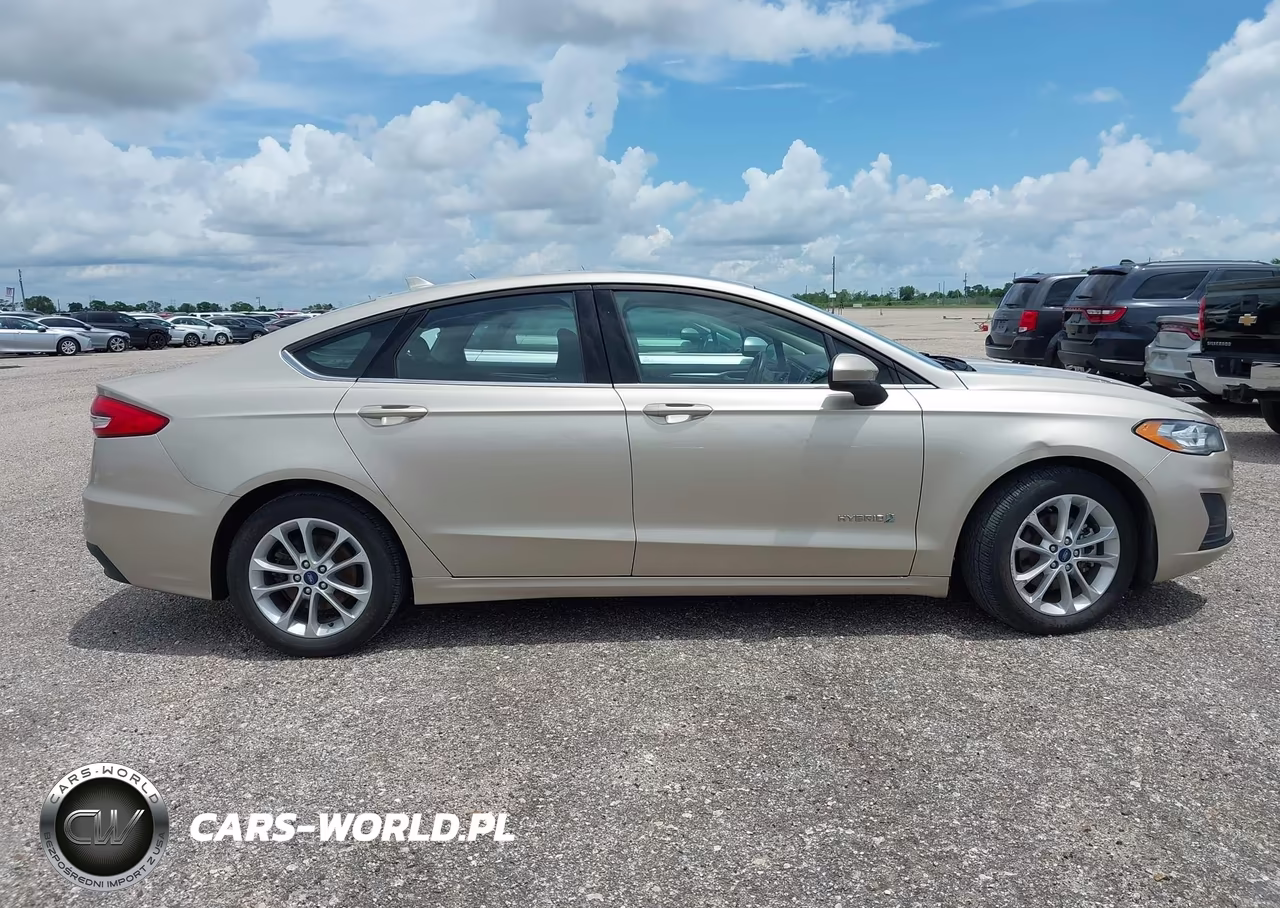 2019 Ford Fusion Hybrid Se VIN:3FA6P0LU8KR149494 - 13
