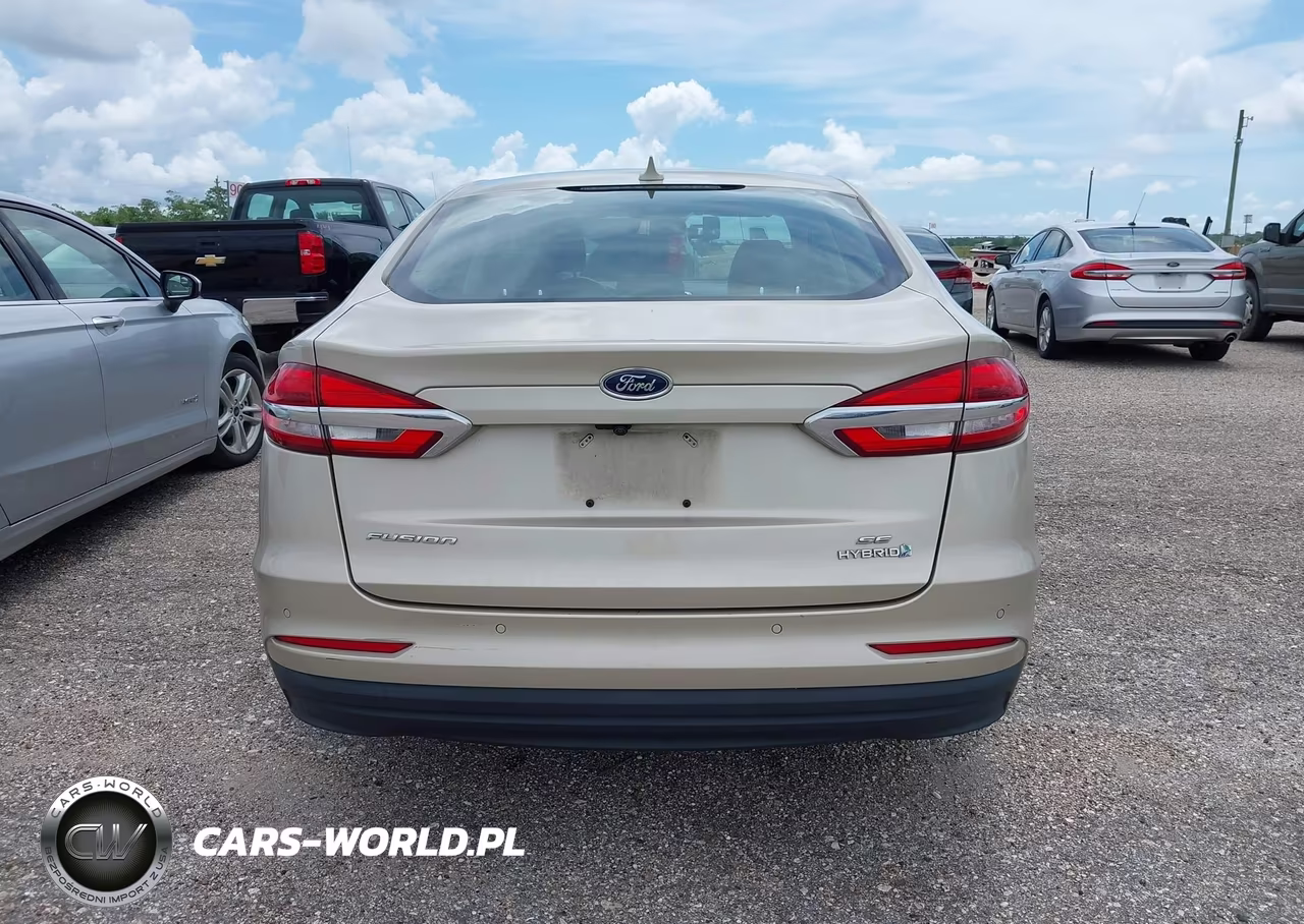 2019 Ford Fusion Hybrid Se VIN:3FA6P0LU8KR149494 - 16