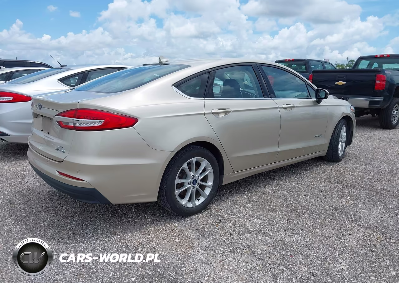 2019 Ford Fusion Hybrid Se VIN:3FA6P0LU8KR149494 - 4