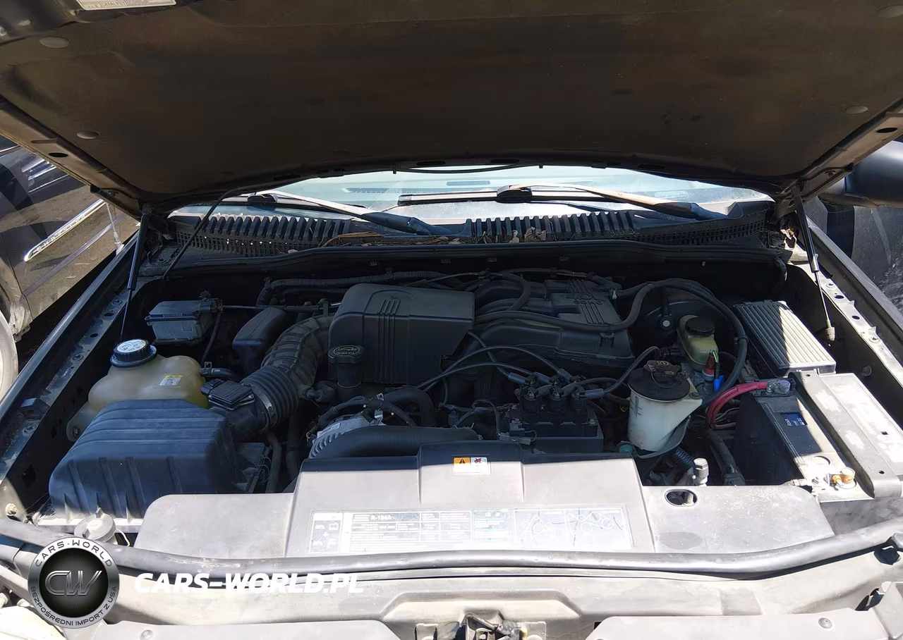 2002 Ford Explorer Xls VIN:1FMZU72E32UA68281 - 10