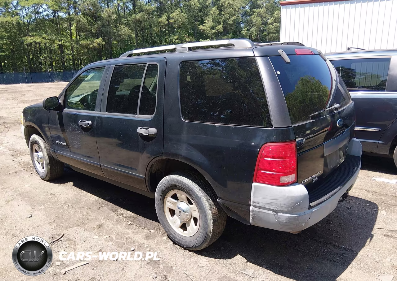 2002 Ford Explorer Xls VIN:1FMZU72E32UA68281 - 3