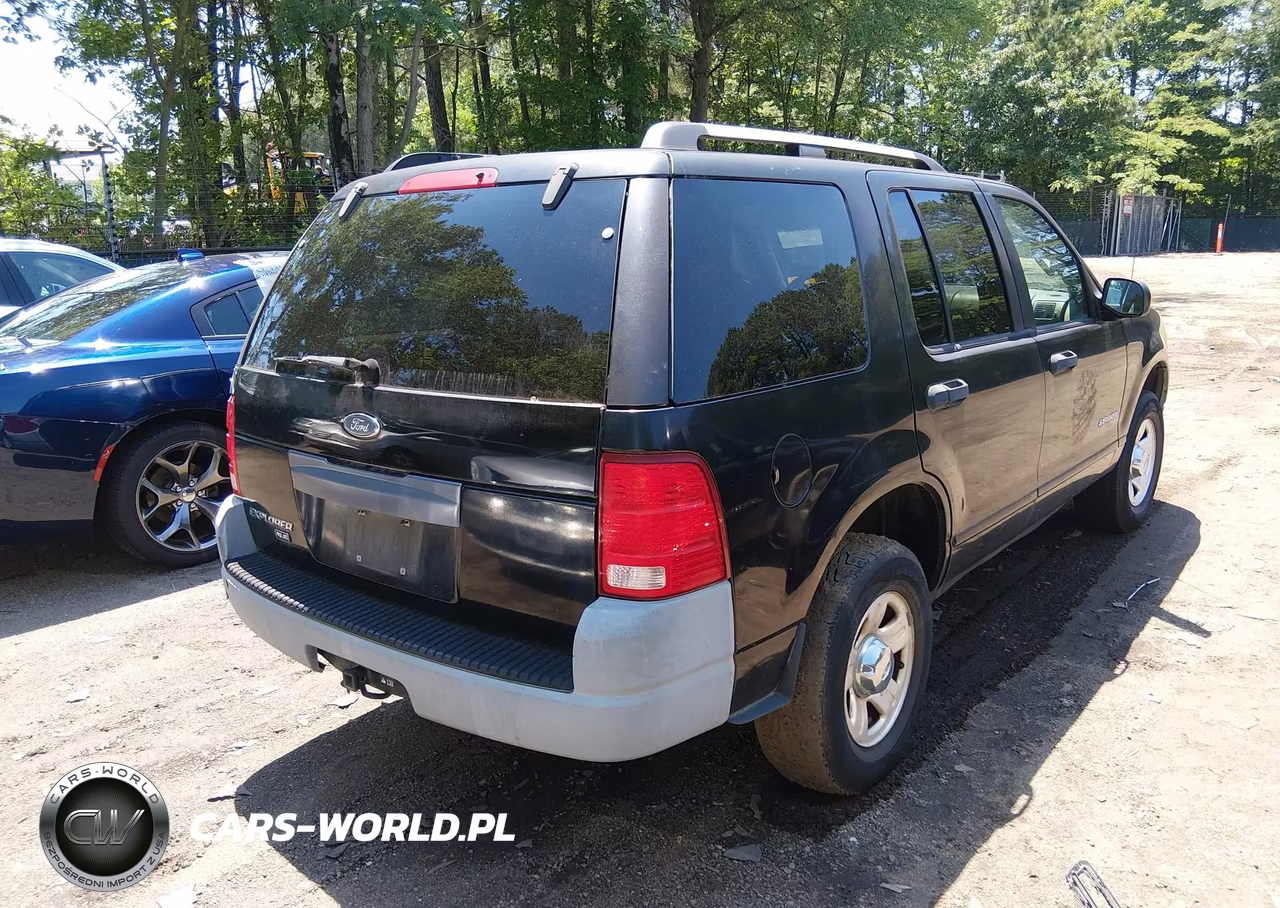 2002 Ford Explorer Xls VIN:1FMZU72E32UA68281 - 4