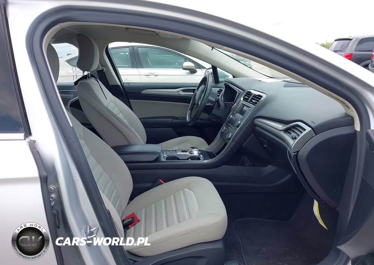 2018 Ford Fusion Hybrid S VIN:3FA6P0UU3JR261648 - 5