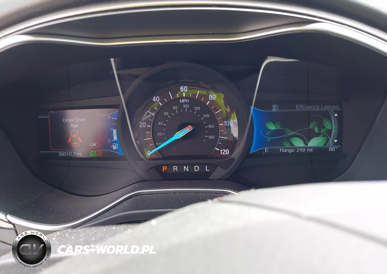 2018 Ford Fusion Hybrid S VIN:3FA6P0UU3JR261648 - 7