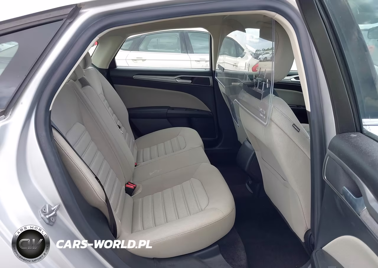 2018 Ford Fusion Hybrid S VIN:3FA6P0UU3JR261648 - 8
