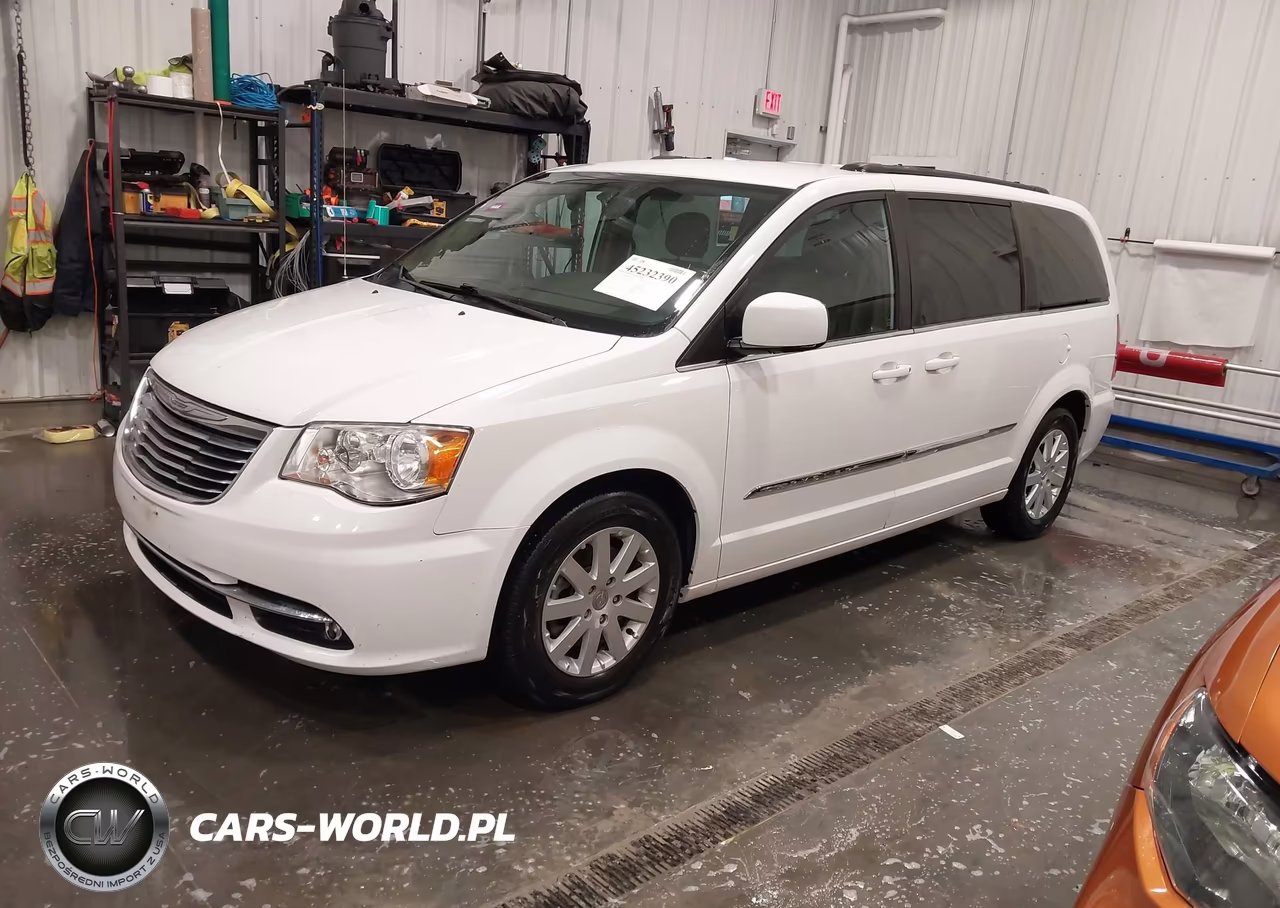 2015 Chrysler Town & Country Touring VIN:2C4RC1BG5FR563087 - 2