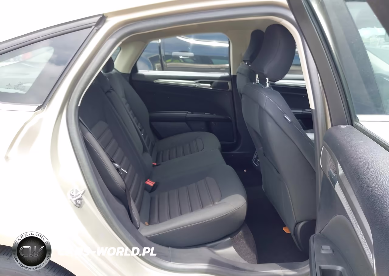 2019 Ford Fusion Hybrid Se VIN:3FA6P0LU4KR149492 - 8