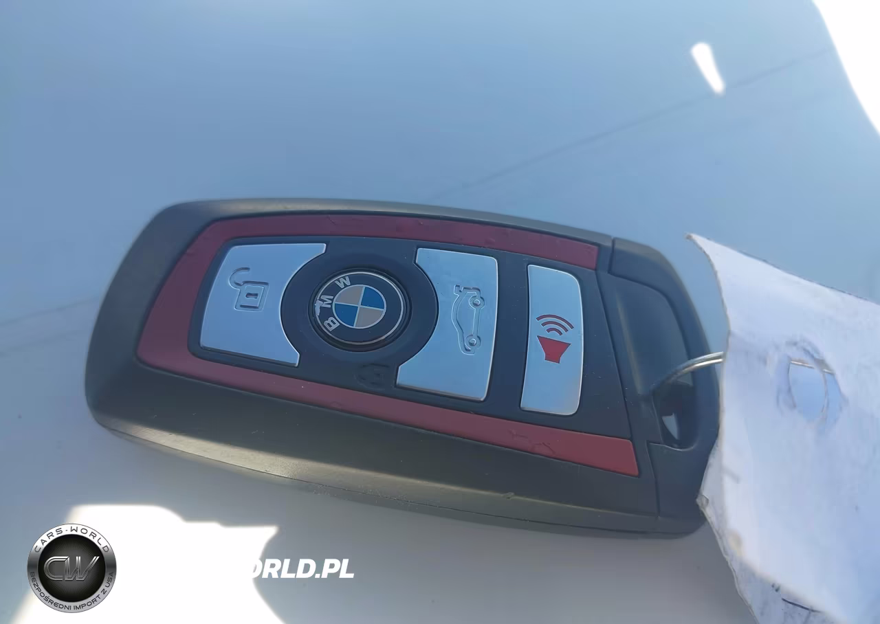 2016 BMW 328I xDrive VIN:WBA8E3C5XGK500918 - 11