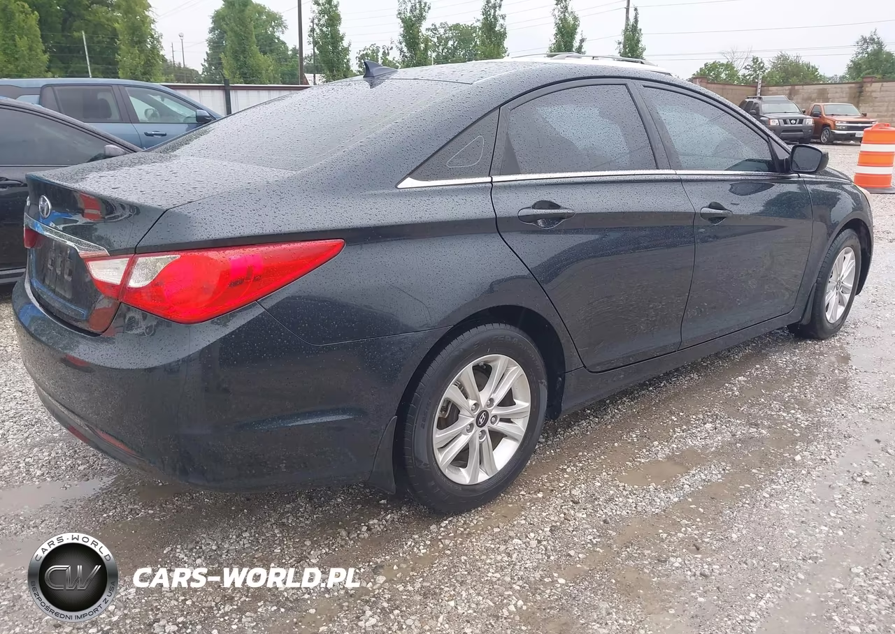 2012 Hyundai Sonata Gls VIN:5NPEB4AC2CH494434 - 4