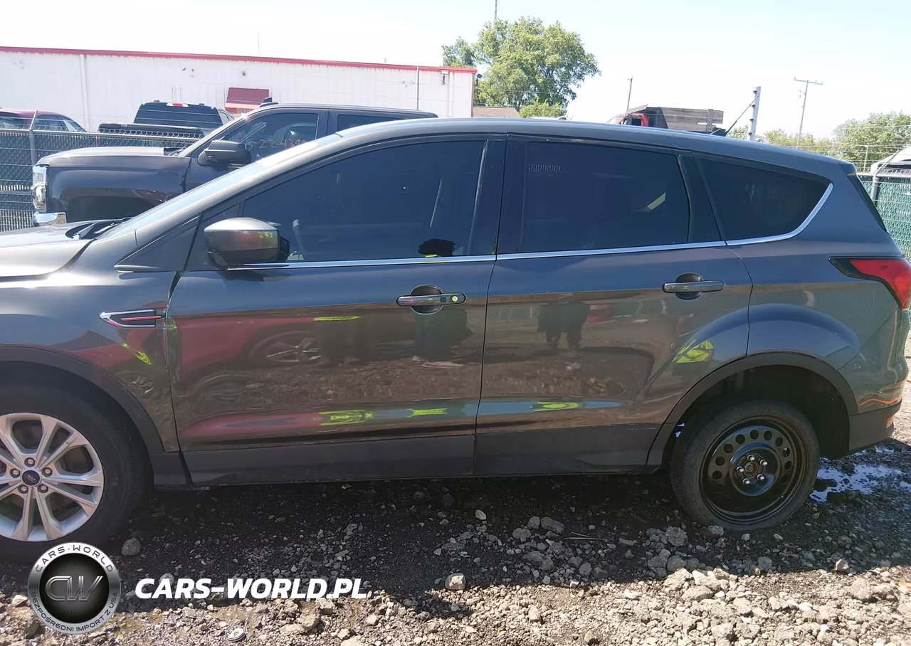 2019 Ford Escape Se VIN:1FMCU9GD3KUC22408 - 14