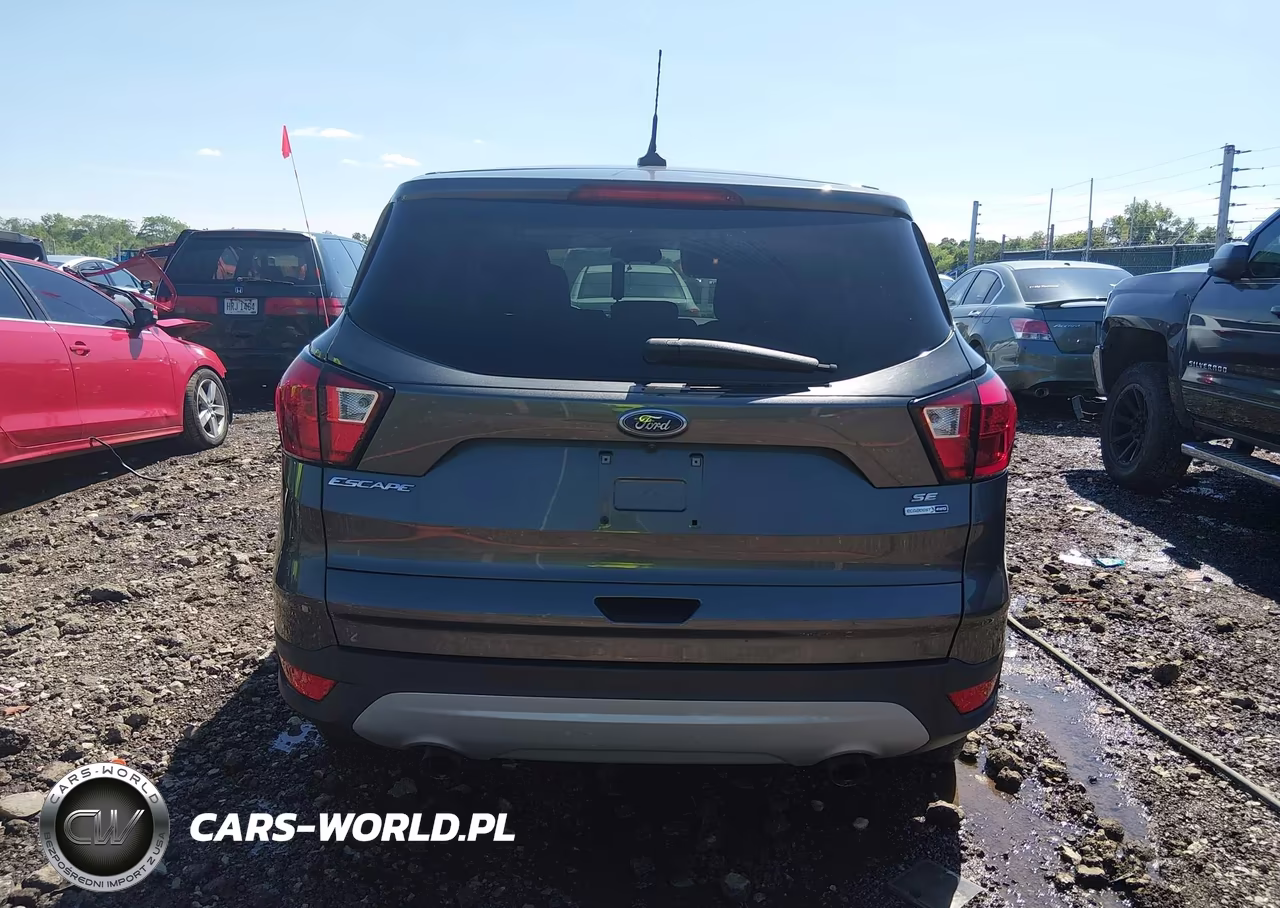 2019 Ford Escape Se VIN:1FMCU9GD3KUC22408 - 16
