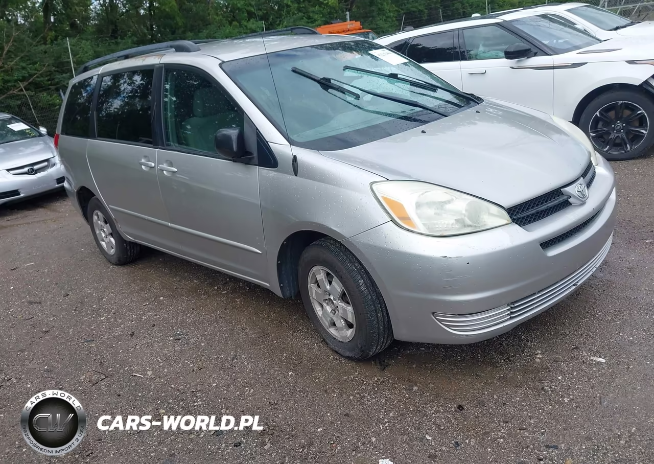 2004 Toyota Sienna Le