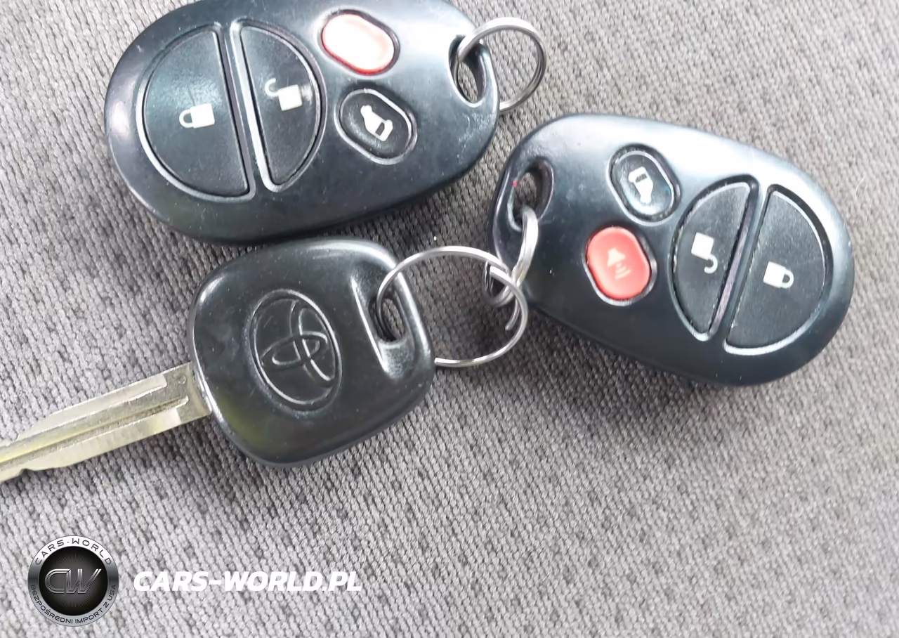 2004 Toyota Sienna Le VIN:5TDZA23C34S081326 - 11