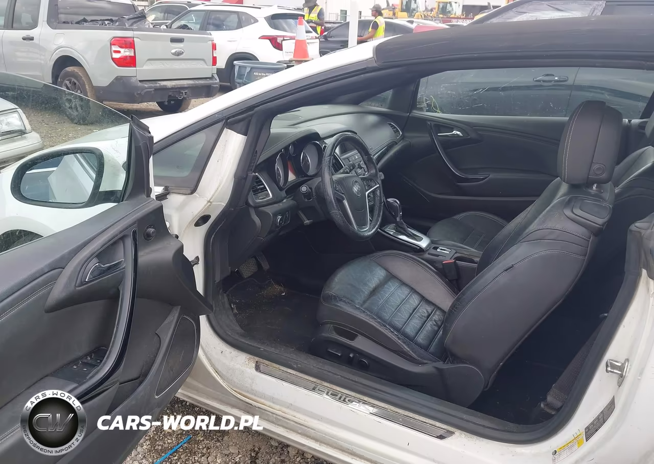 2018 Buick Cascada Premium VIN:W04WH3N59JG033316 - 5