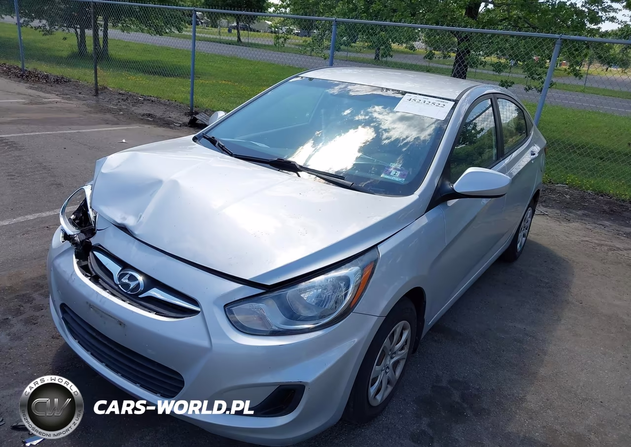 2013 Hyundai Accent Gls VIN:KMHCT4AE2DU400139 - 2