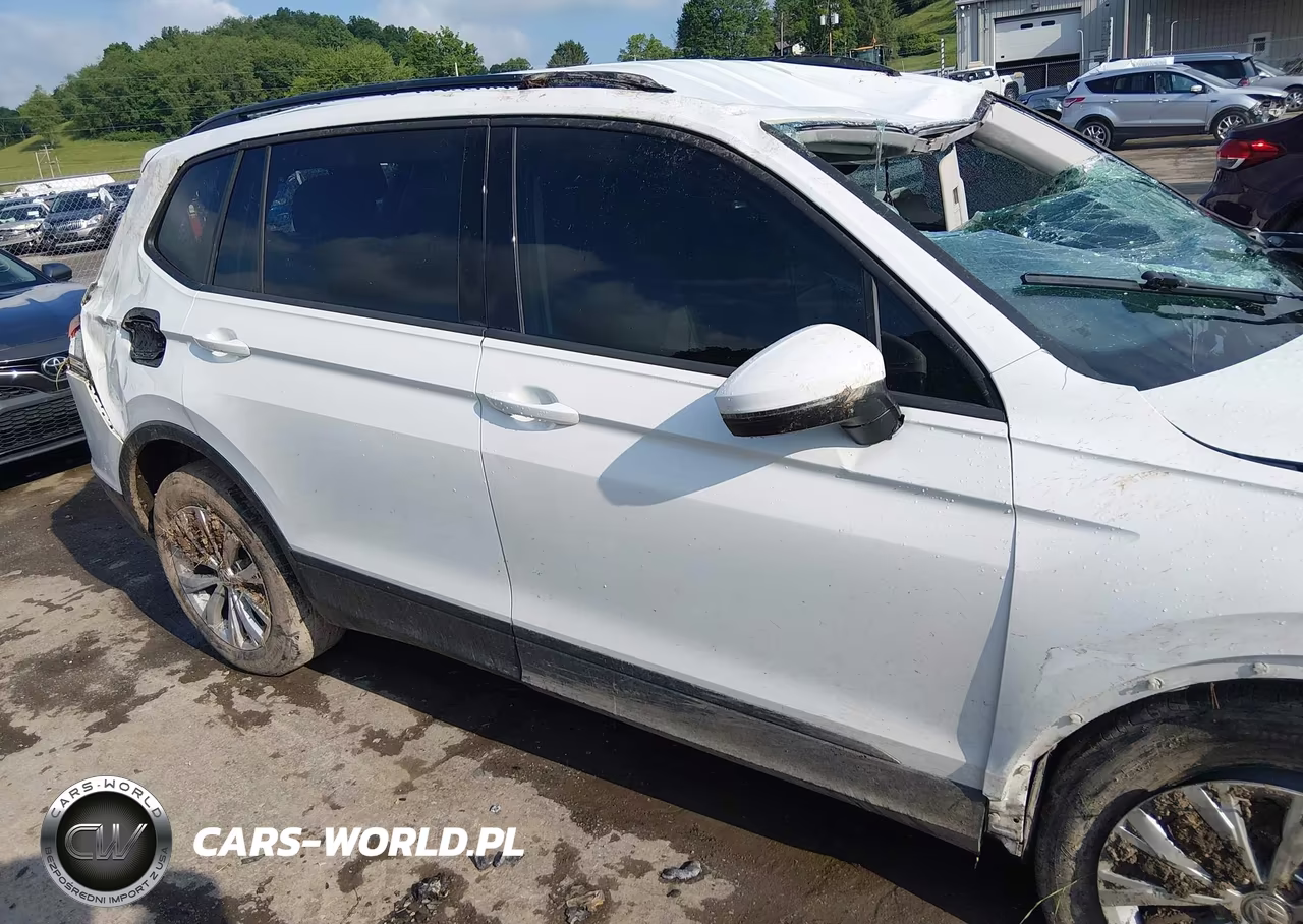 2018 Volkswagen Tiguan 2.0T S VIN:3VV1B7AX0JM075042 - 14