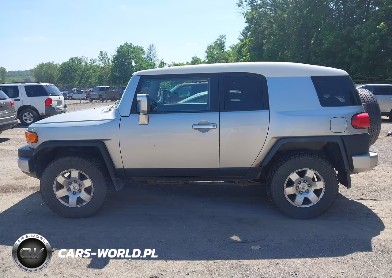 2008 Toyota Fj Cruiser VIN:JTEBU11F28K052747 - 14