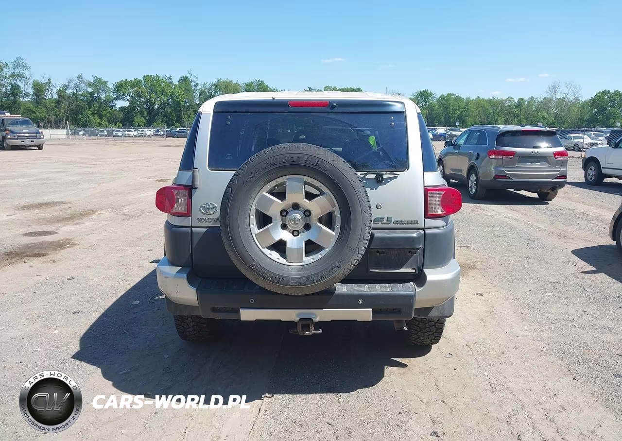 2008 Toyota Fj Cruiser VIN:JTEBU11F28K052747 - 16