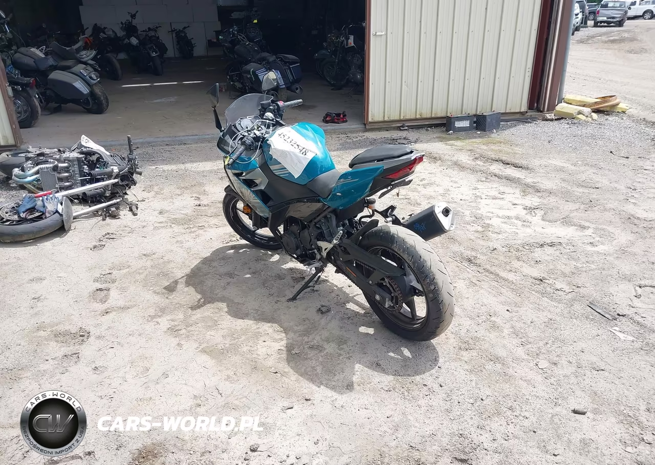 2021 Kawasaki Ex400 VIN:JKAEXKH10MDAB5700 - 3