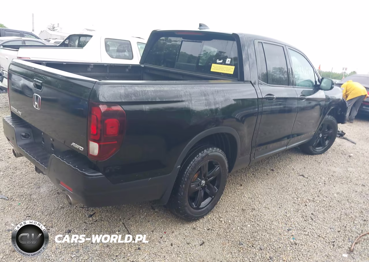 2021 Honda Ridgeline Black Edition VIN:5FPYK3F87MB013340 - 4
