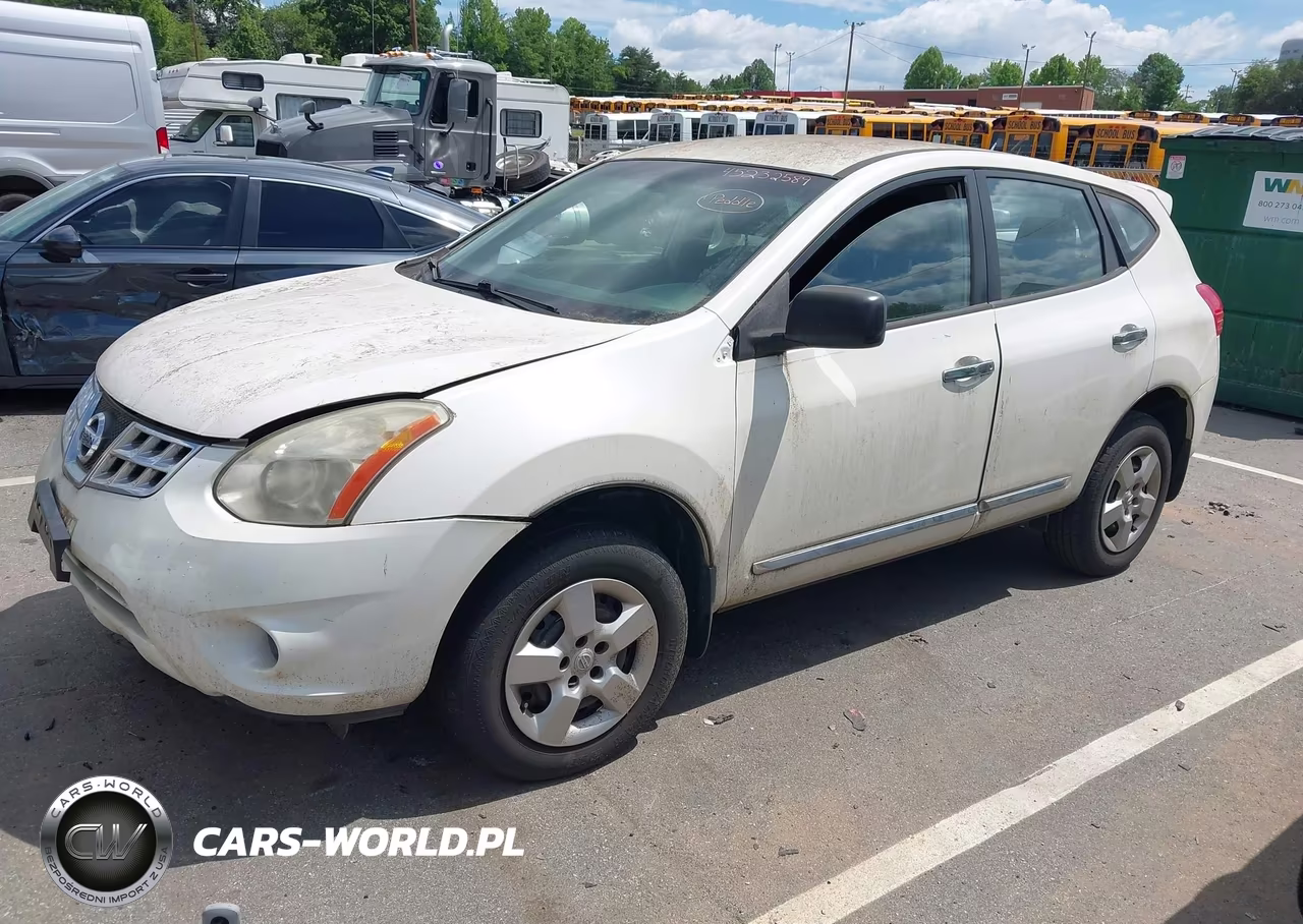 2013 Nissan Rogue S VIN:JN8AS5MV2DW650831 - 2