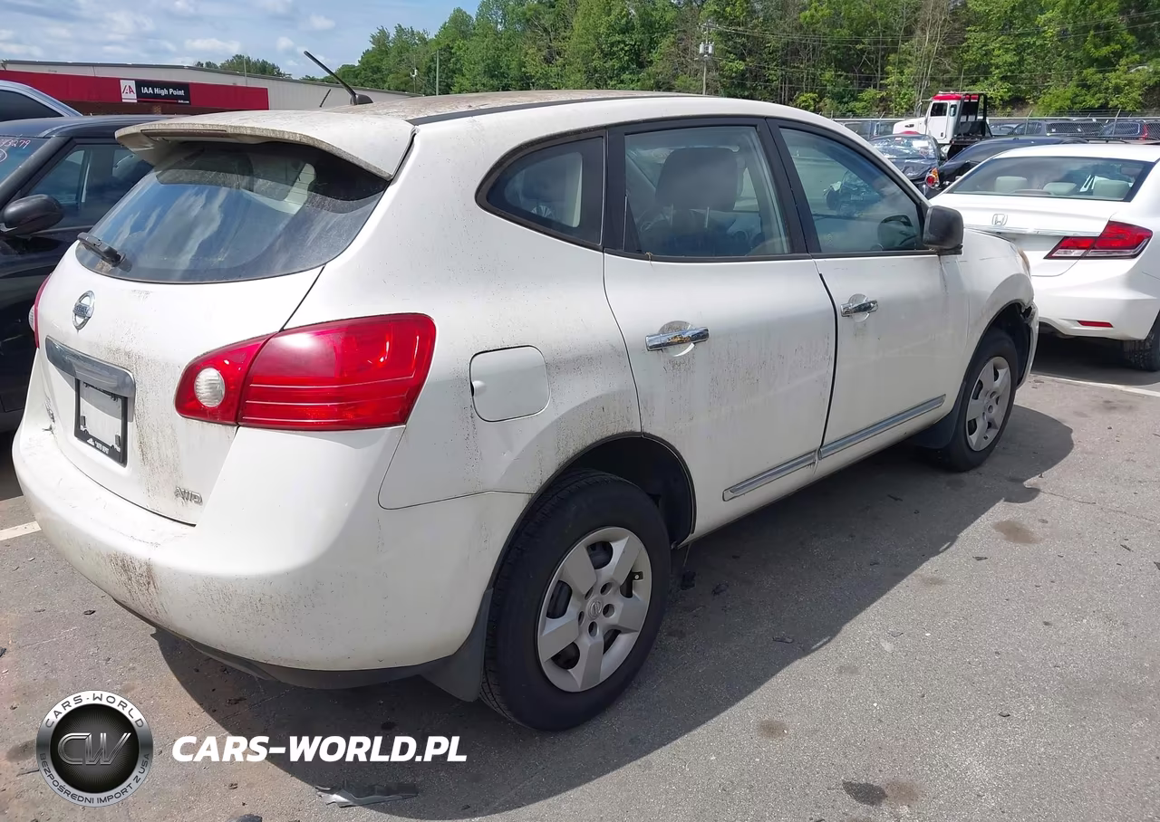 2013 Nissan Rogue S VIN:JN8AS5MV2DW650831 - 4