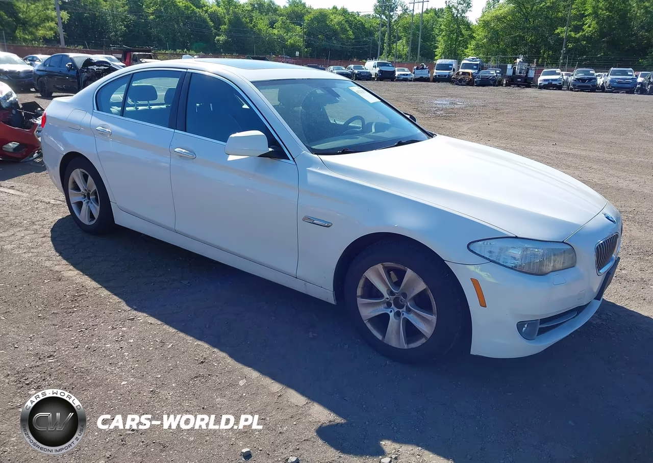 2013 BMW 528I xDrive – zdjęcie 1 z 17