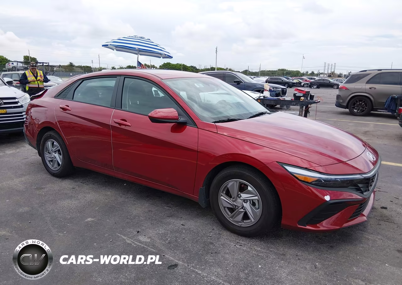 2025 Hyundai Elantra Se – zdjęcie 1 z 17