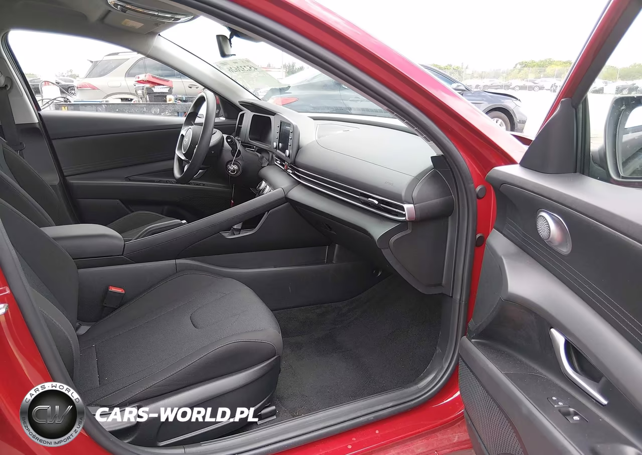 2025 Hyundai Elantra Se VIN:KMHLL4DG6SU053439 - 5