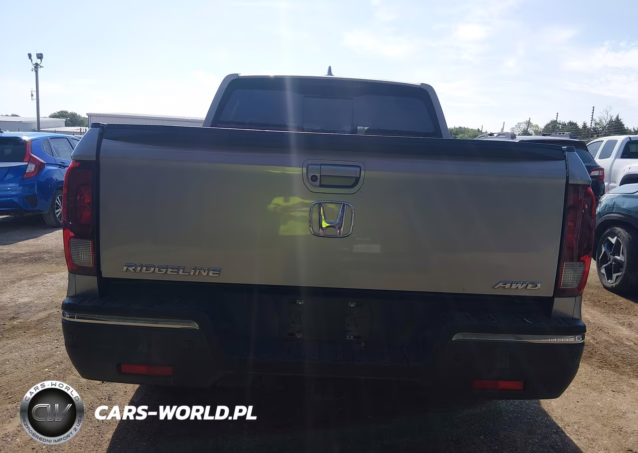 2017 Honda Ridgeline Rtl-E VIN:5FPYK3F74HB025894 - 17