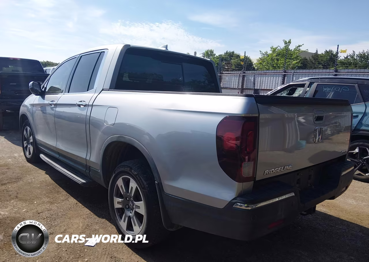 2017 Honda Ridgeline Rtl-E VIN:5FPYK3F74HB025894 - 3