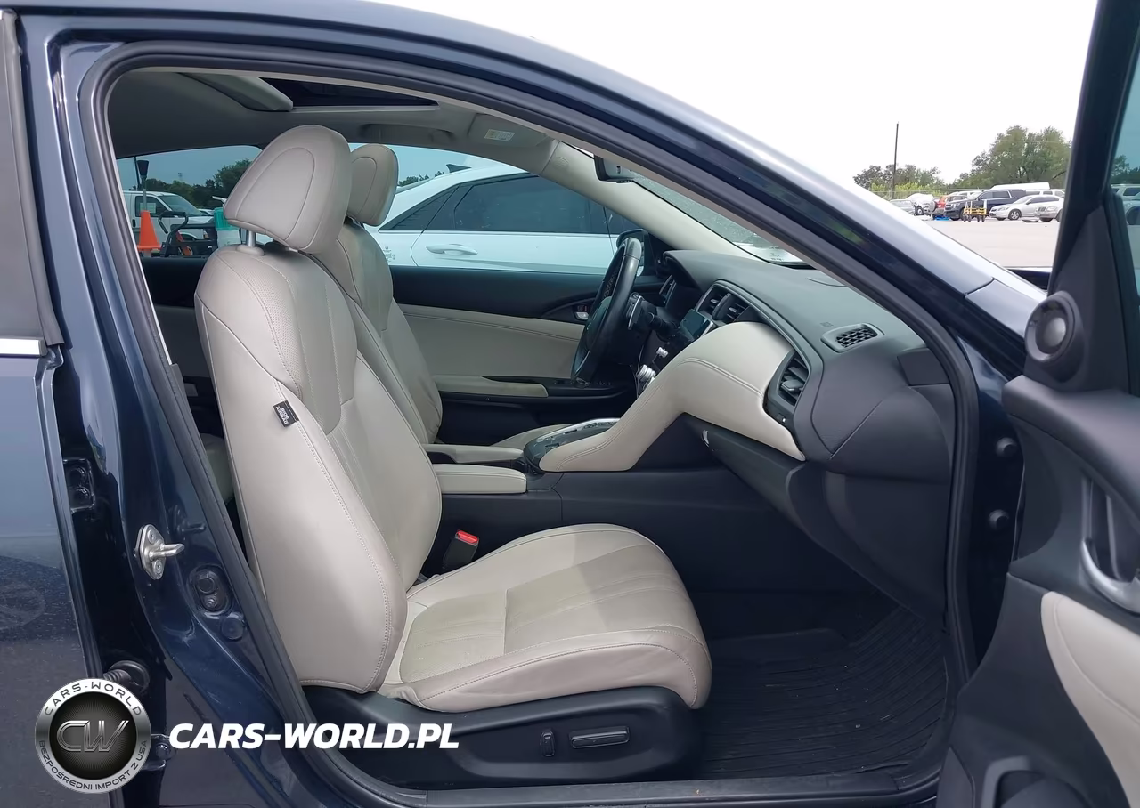 2019 Honda Insight Touring VIN:19XZE4F94KE000647 - 5