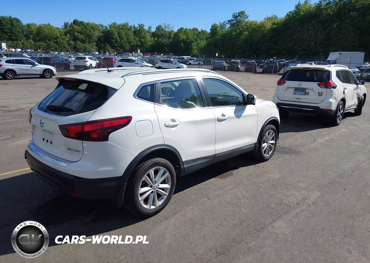 2018 Nissan Rogue Sport Sv VIN:JN1BJ1CR6JW264301 - 4