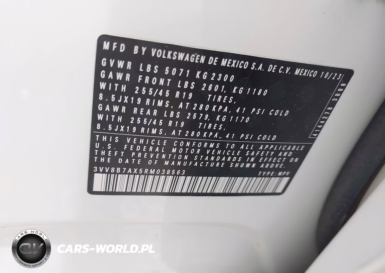 2024 Volkswagen Tiguan 2.0T Se R-Line Black VIN:3VV8B7AX5RM038563 - 9