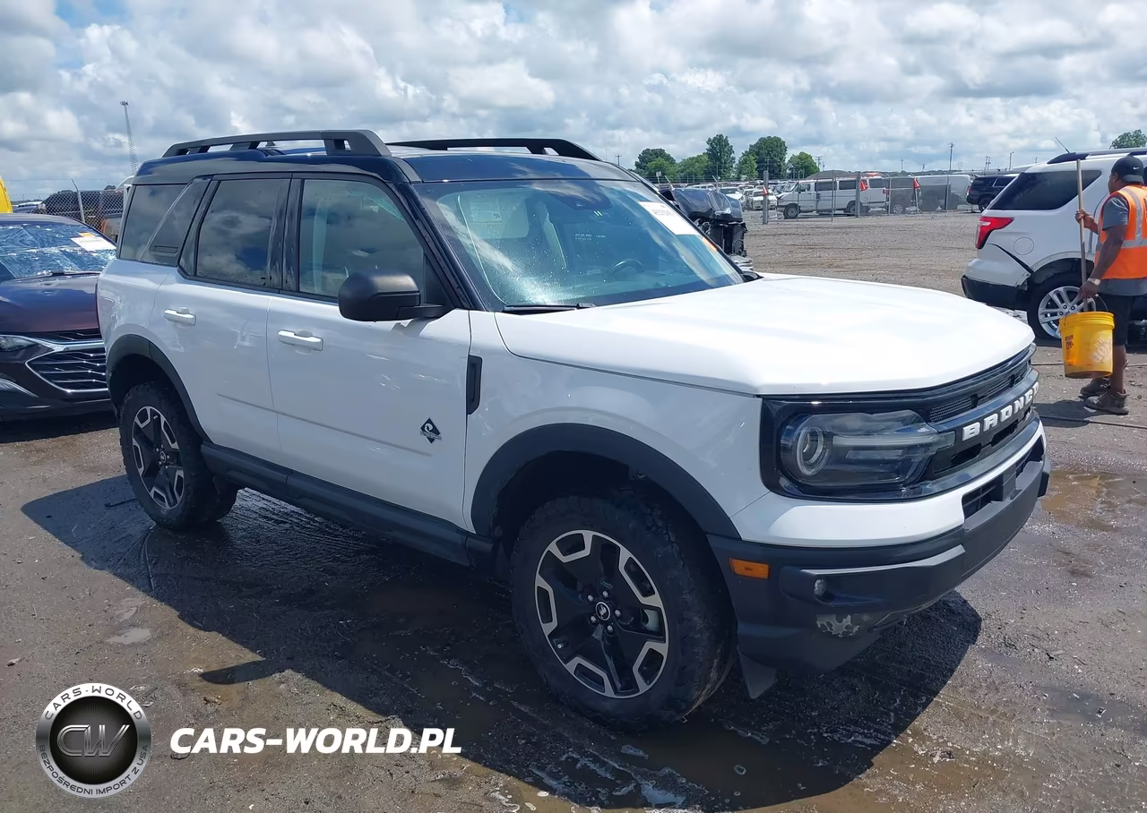 2023 Ford Bronco Sport Outer Banks – zdjęcie 1 z 21