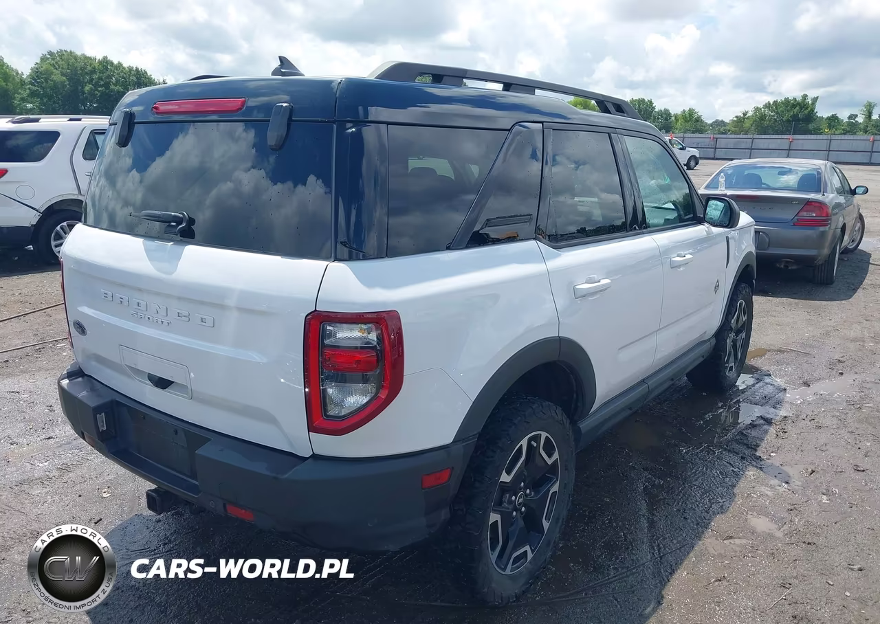 2023 Ford Bronco Sport Outer Banks VIN:3FMCR9C69PRD21760 - 4