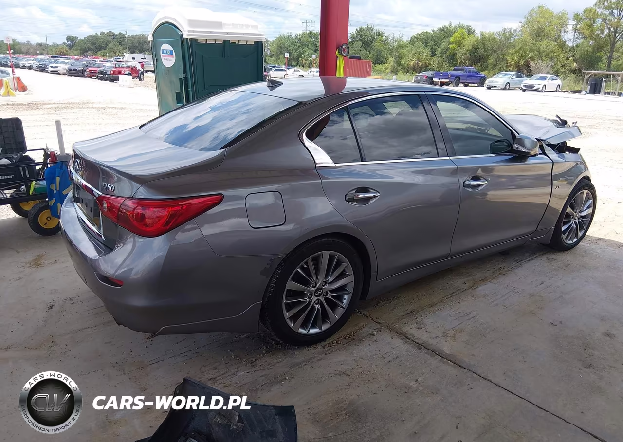 2015 Infiniti Q50 Premium VIN:JN1BV7AP0FM353177 - 4
