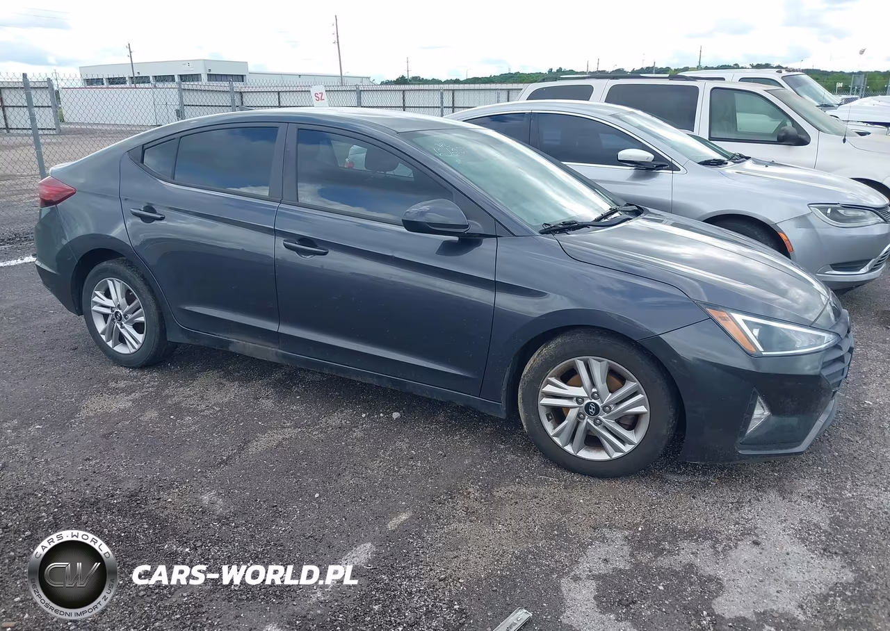 2020 Hyundai Elantra Sel VIN:5NPD84LF1LH580500 - 13