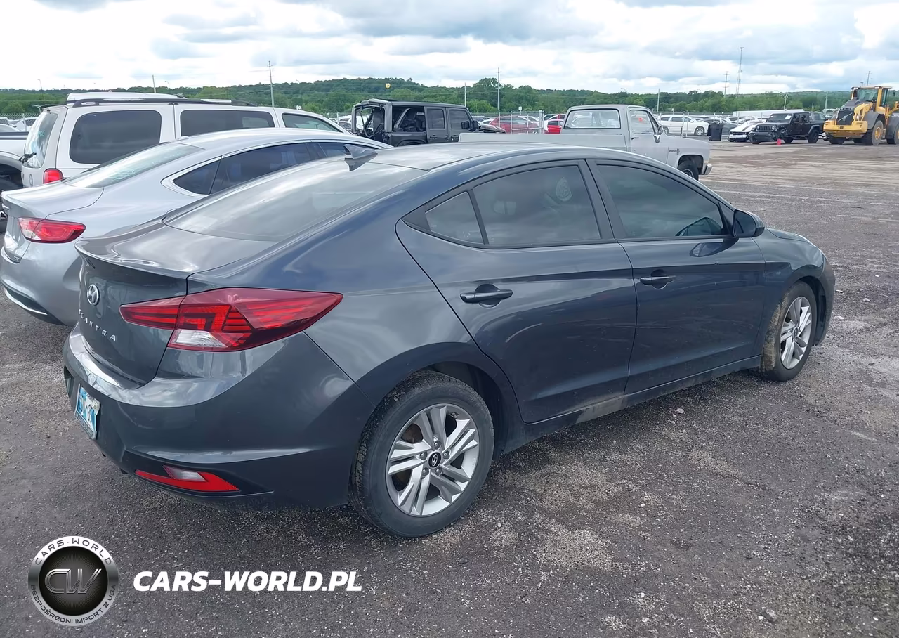 2020 Hyundai Elantra Sel VIN:5NPD84LF1LH580500 - 4