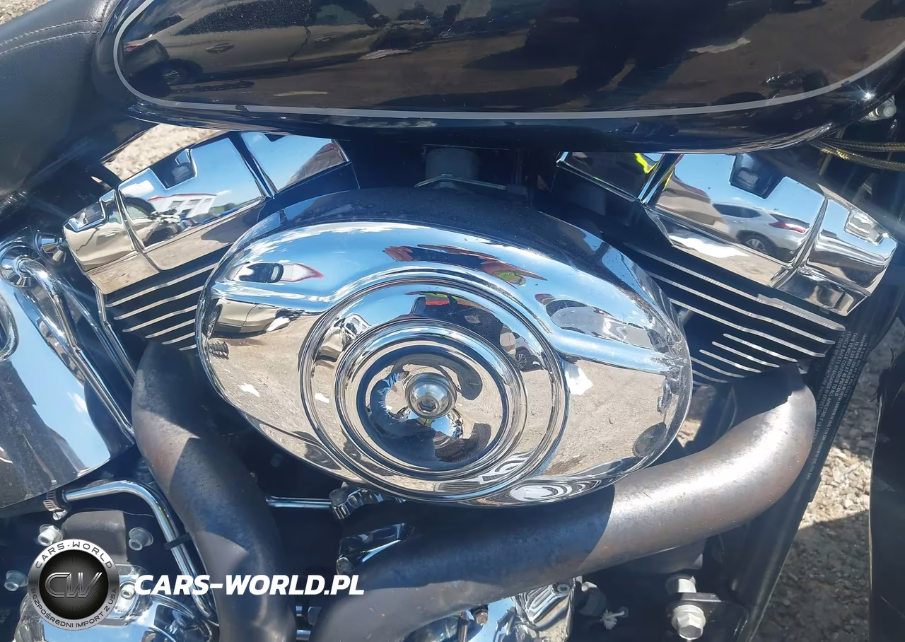 2015 Harley-Davidson Flstc Heritage Softail Classic VIN:1HD1BWV1XFB014633 - 8
