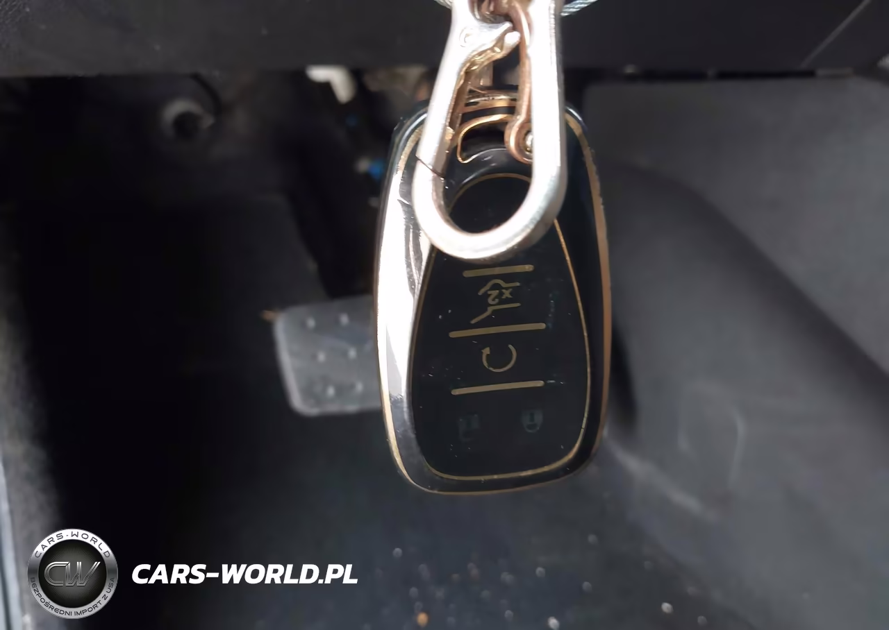 2018 Chevrolet Traverse Ls VIN:1GNERFKW1JJ226891 - 11