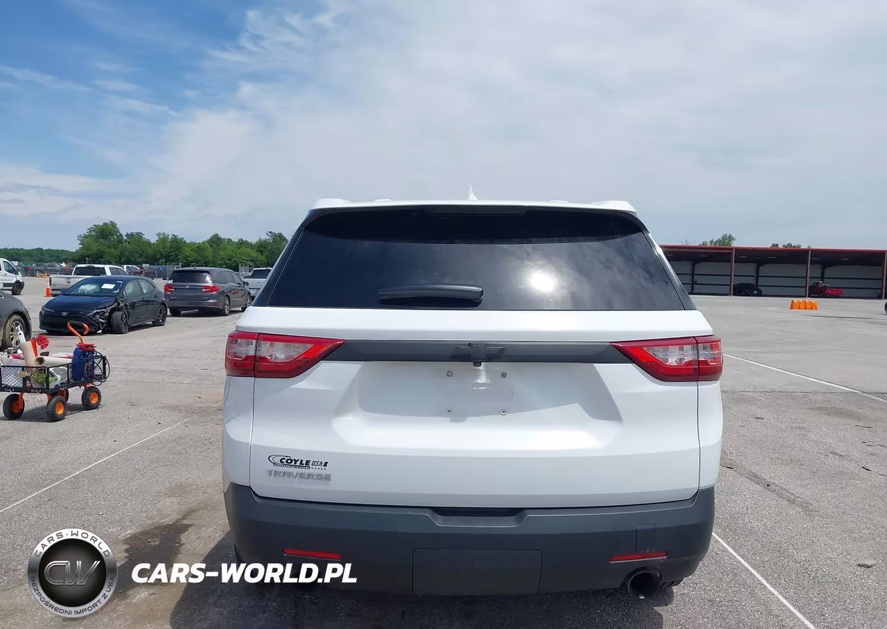 2018 Chevrolet Traverse Ls VIN:1GNERFKW1JJ226891 - 16