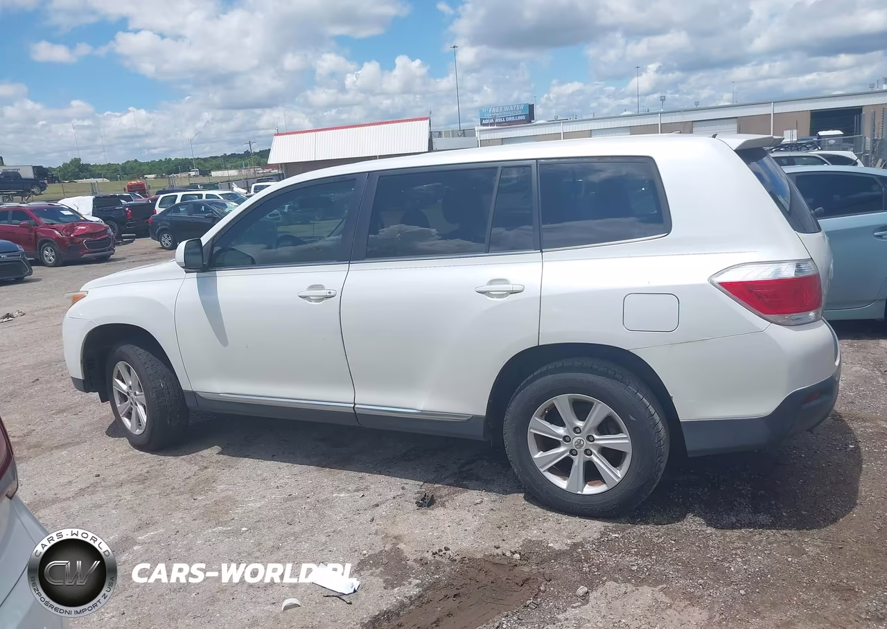 2011 Toyota Highlander Base V6 VIN:5TDZK3EH4BS045198 - 14