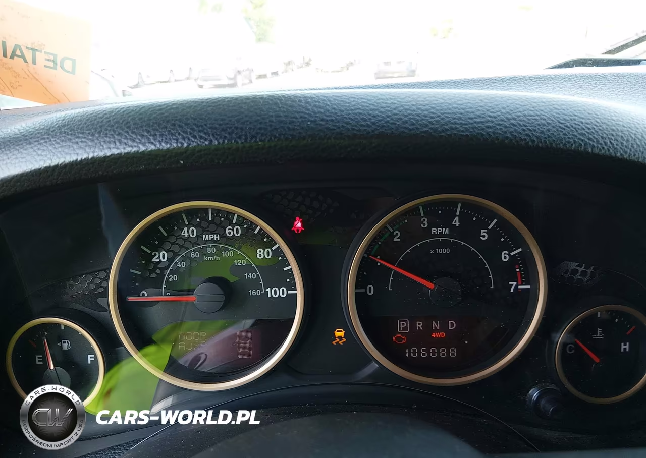 2014 Jeep Wrangler Unlimited Dragon Edition VIN:1C4BJWEG9EL202484 - 7
